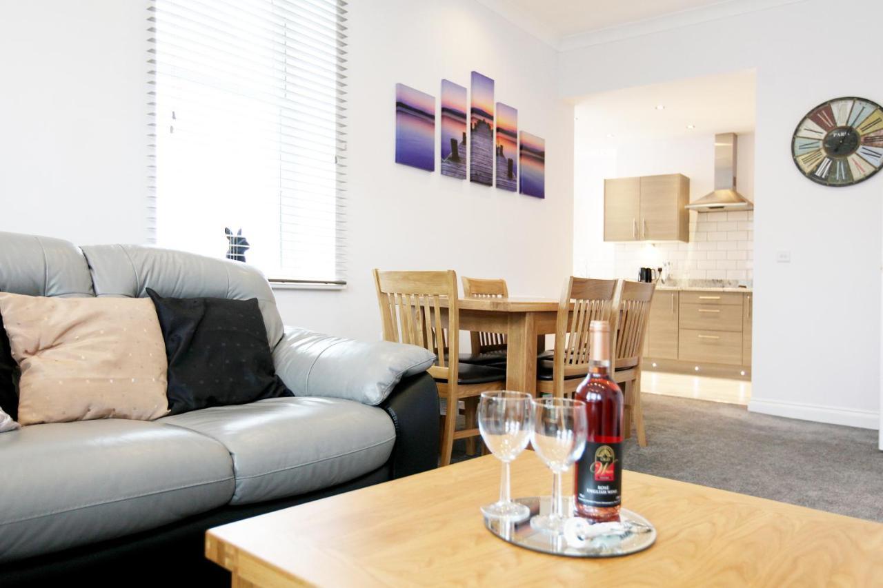 ออสเทนลักชัวรีอพาร์ทเมนท์ Apartment ทอร์คิ ภายนอก รูปภาพ