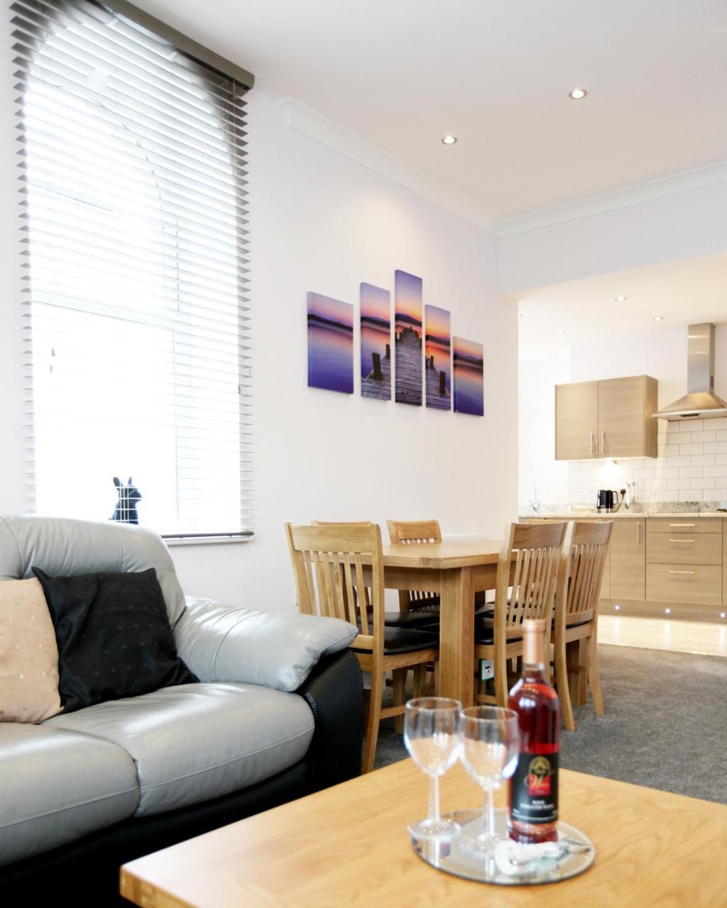 ออสเทนลักชัวรีอพาร์ทเมนท์ Apartment ทอร์คิ ภายนอก รูปภาพ