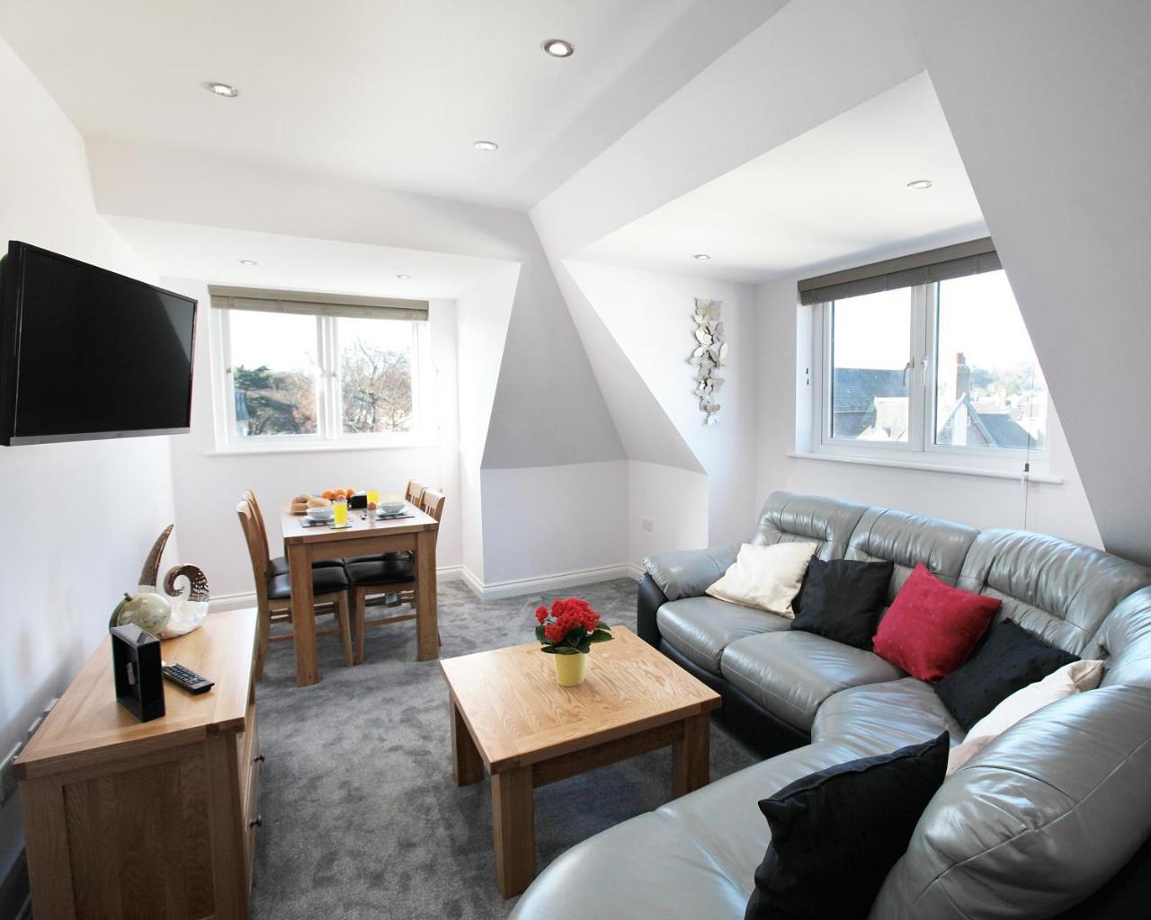 ออสเทนลักชัวรีอพาร์ทเมนท์ Apartment ทอร์คิ ภายนอก รูปภาพ
